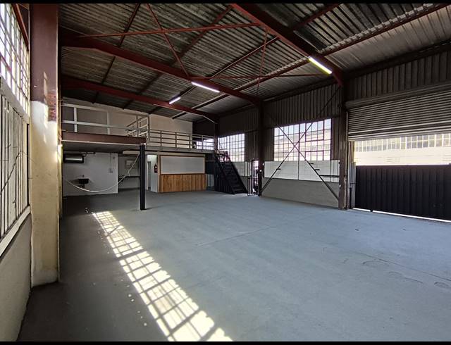 265M² MINI FACTORY TO LET IN WESTMEAD